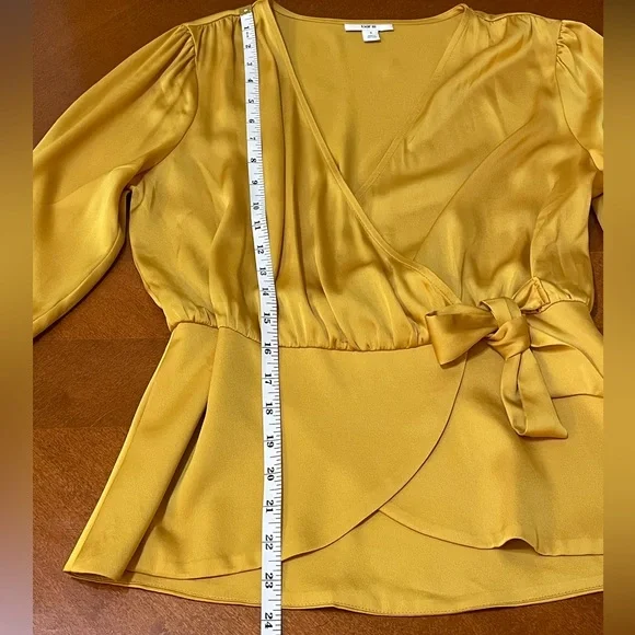 Bar III Tie-Waist Wrap Blouse Small - Picture 10 of 15